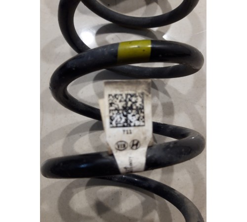 Пружина подвески(задняя правая)