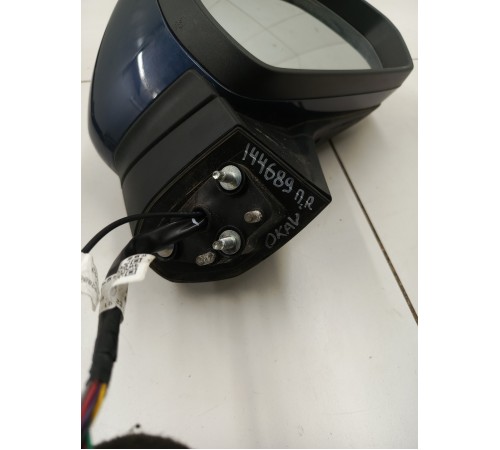 Зеркало правое