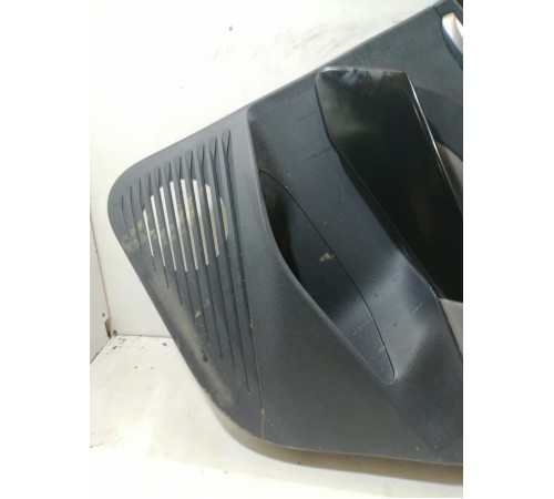 Обшивка двери задняя правая