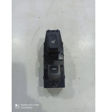 Кнопка стеклоподъемника (задняя правая)