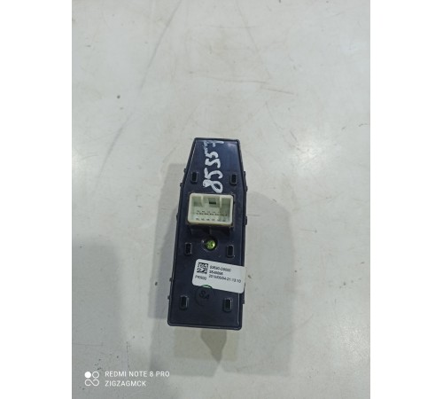 Кнопка стеклоподъемника (задняя правая)