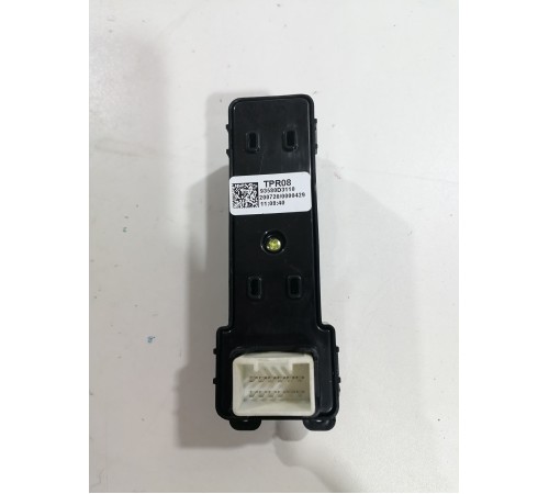 Кнопка стеклоподьемника задняя правая