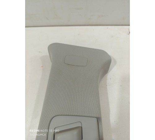 Обшивка центральной стойки левая верхняя