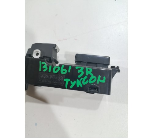 Кнопка стеклоподьемника задняя правая