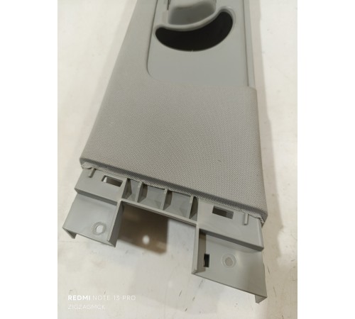 Обшивка центральной стойки левая верхняя