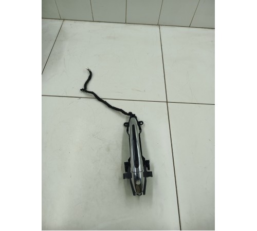 Ручка двери передняя левая внешняя