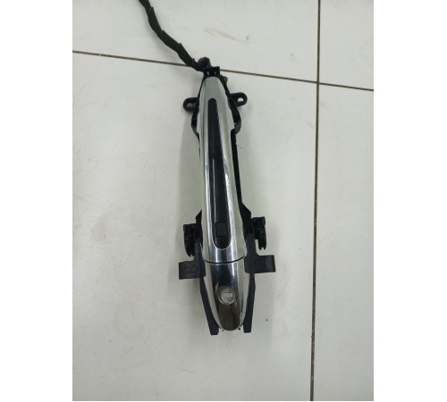 Ручка двери передняя левая внешняя