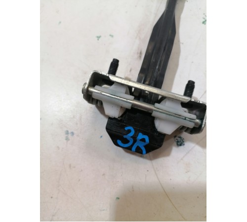 Ограничитель двери задний правый