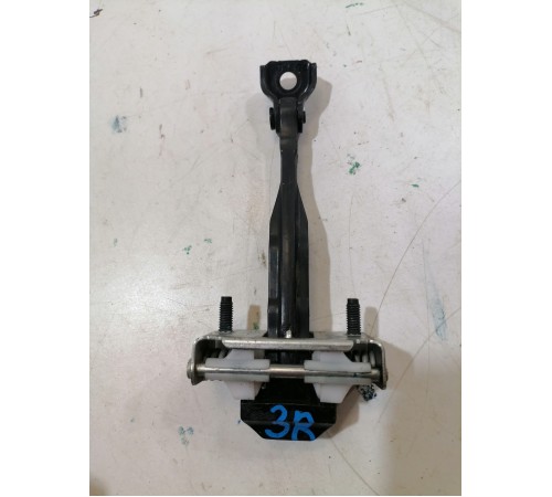 Ограничитель двери задний правый