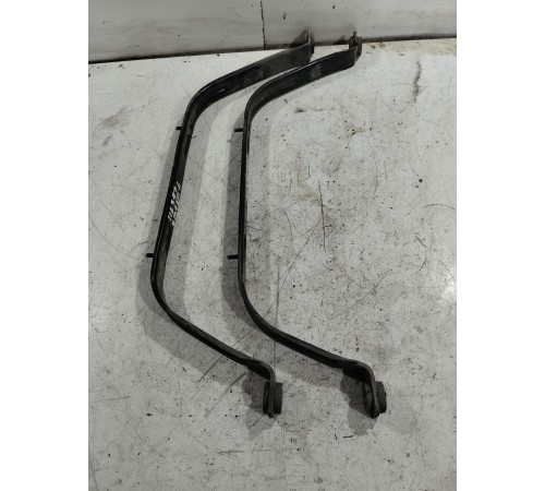 Крепление топливного бака 2шт