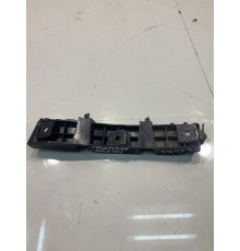 Кронштейн переднего бампера правый