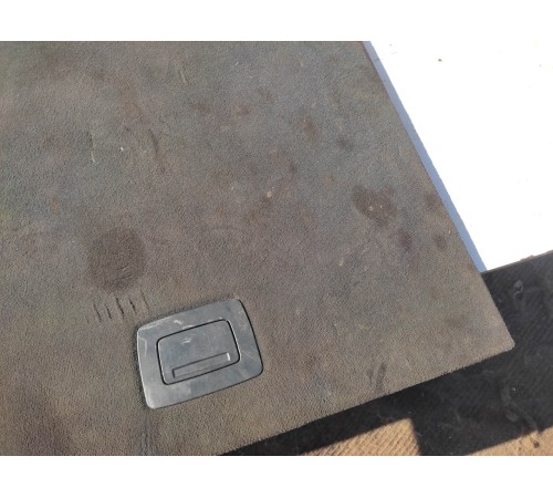 Пол багажника