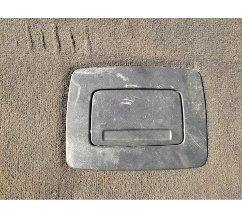 Пол багажника