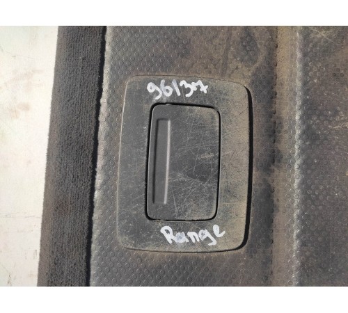 Пол багажника