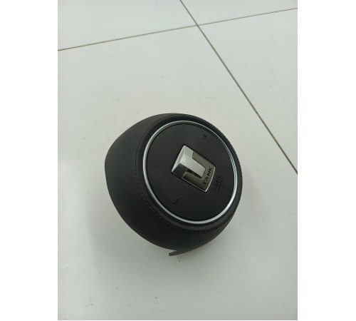 Подушка безопасности водителя