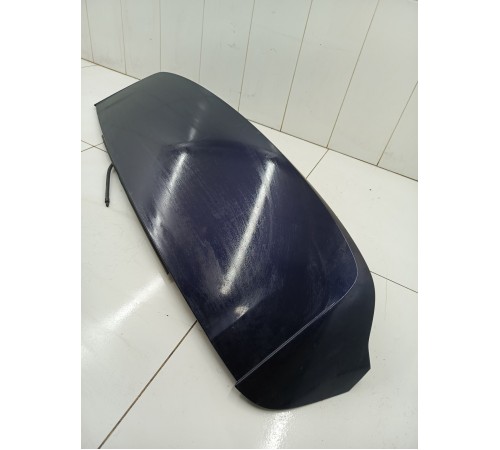 Спойлер крышки двери багажника