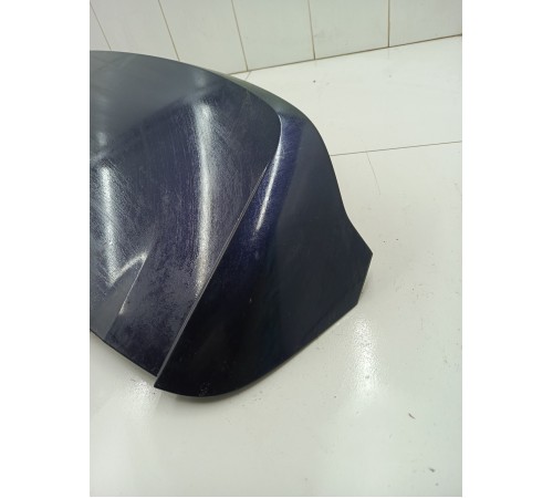 Спойлер крышки двери багажника