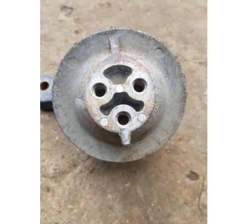 Кронштейн подвески двигателя ширина переднего