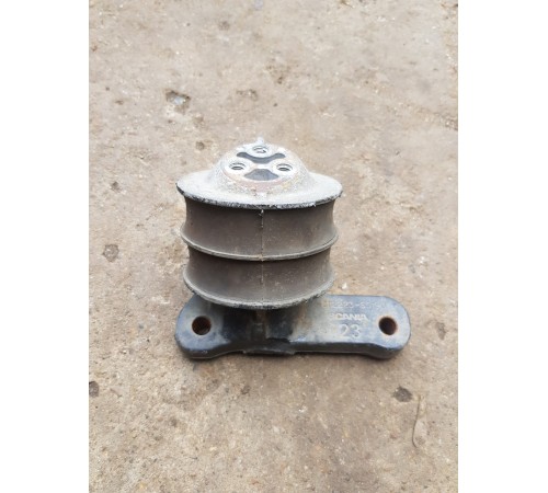 Кронштейн подвески двигателя ширина переднего