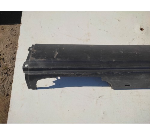 Накладка порога наружная правая