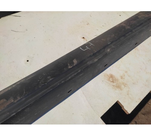 Накладка порога наружная правая