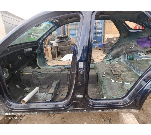 Порог со стойкой левый