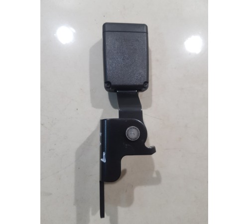 Ответная часть ремня безопасности задняя левая