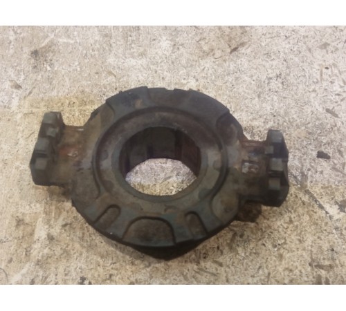 Выжимной подшипник сцепления