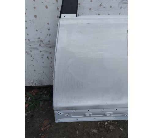 Дверь задняя левая