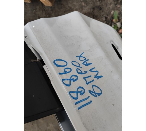 Дверь задняя левая