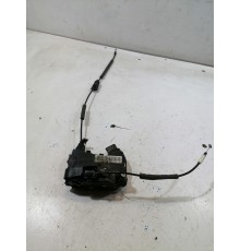 Замок двери передний левый