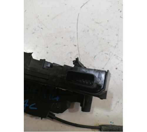 Замок двери передний левый