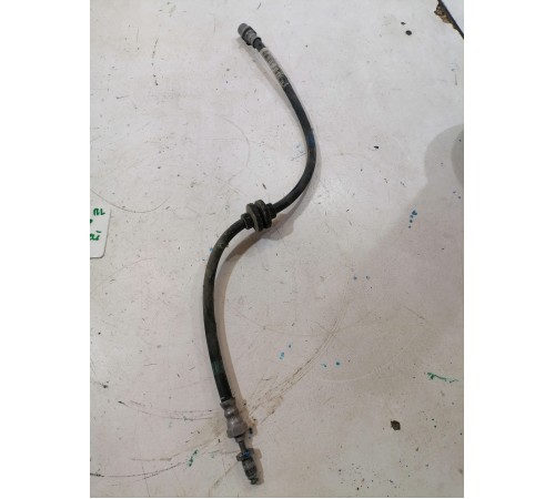 Тормозной шланг передний левый