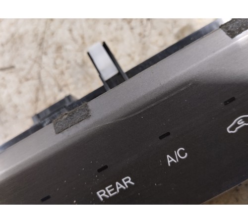 Блок управления климатом передний сенсорный