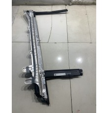 Электрический занавес (шторка) задний правый