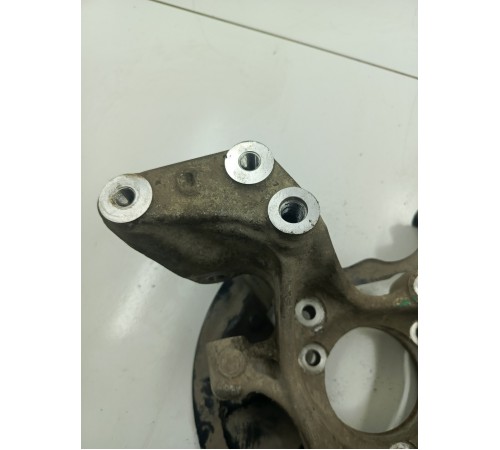 Кулак Задний правый