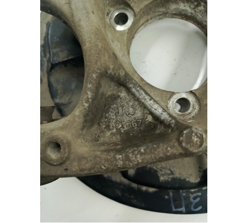 Кулак Задний правый