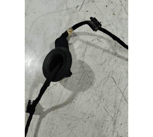 Электропроводка двери задняя левая