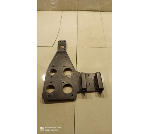 Кронштейн рычага прицепа