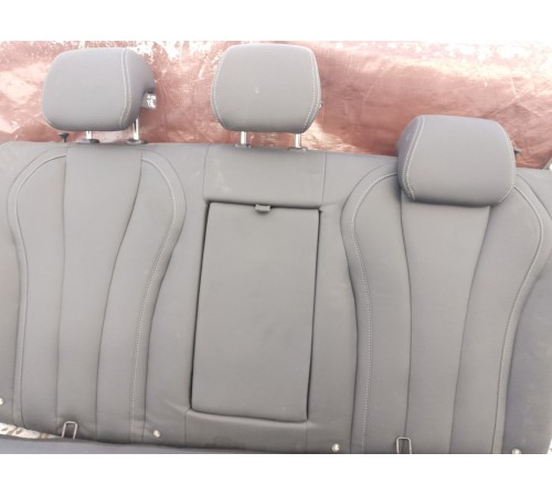 Задний ряд сидений