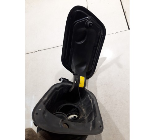 Лючок бензобака