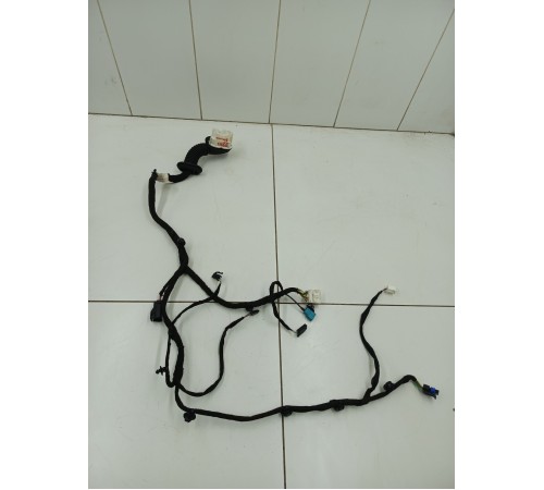 Электропроводка двери передняя правая