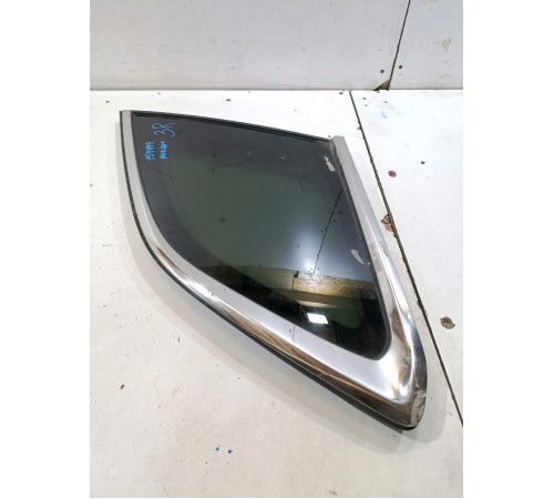 Глухое стекло заднее правое