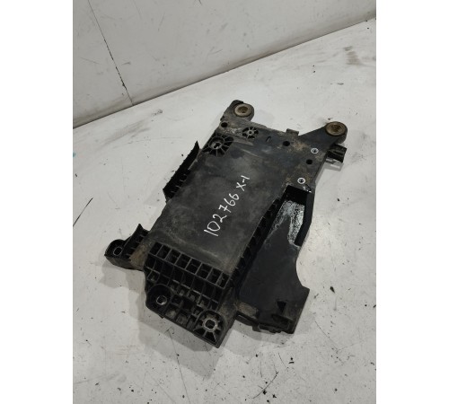 Крышка блока предохранителей