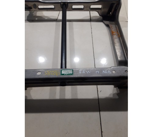 Кронштейн(крепление) сиденья передний левый