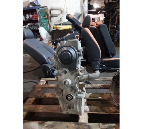 Двигатель в сборе