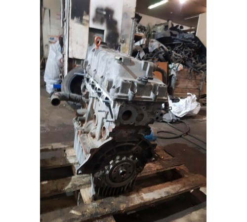 Двигатель в сборе