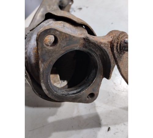 Катализатор с выпускным коллектором правый