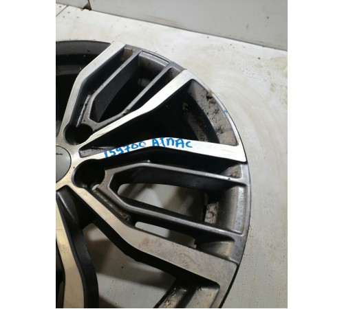 Диск литой R18