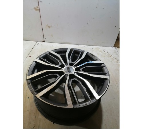 Диск литой R18